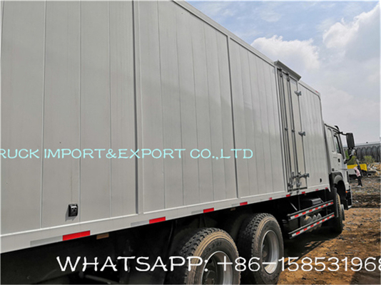 Marché de Van Cargo Box Truck For Nigéria de roues de la tonne 10 de Sinotruk Howo 25