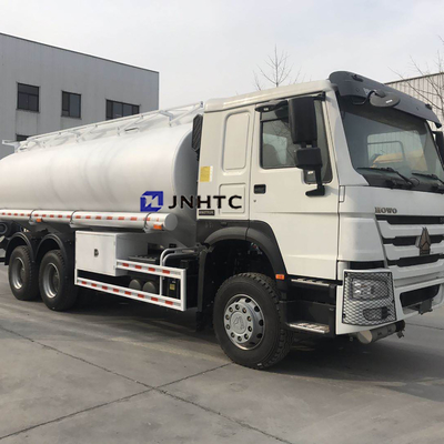 Remorque Euro2 Euro3 25000L 6x4 de bateau-citerne de mazout de Sinotruk HOWO 371hp