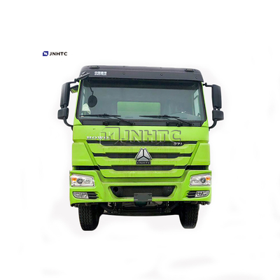 Le message publicitaire de faible puissance de HOWO Euro2 Euro4 troque le camion-citerne aspirateur de mazout de 8x4 38000L