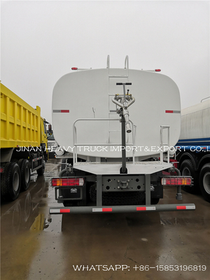 CAMION D'ARROSEUSE DE L'EAU DE SINOTRUK HOWO 20CBM POUR LE MARCHÉ DE PHILIPPINES
