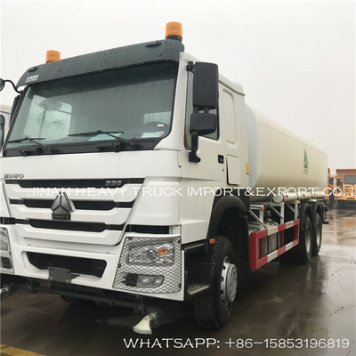 25000 litres de Sinotruk Howo 25cbm eau le camion d'arroseuse de l'eau de camion de réservoir