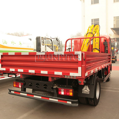 Le camion de Sinotruk HOWO 4x2 a monté le camion télescopique de Crane Hook Folding Arm Lifting