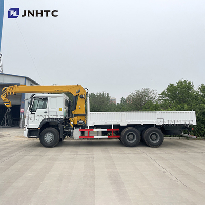 Le camion télescopique de Sinotruk Howo 6x4 10 a monté la grue de Crane Straight Arm Cargo Truck