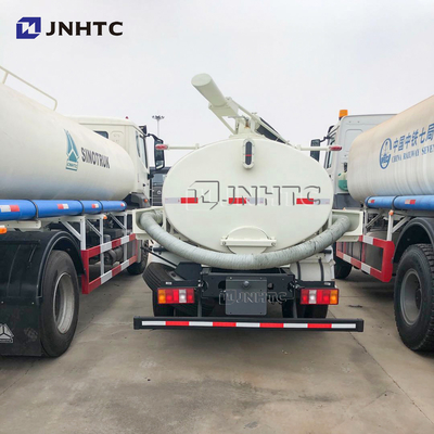 SINO HOWO 4x2 6 bande le petit camion 3000L 5000L 6000L d'aspiration d'eaux d'égout de vide