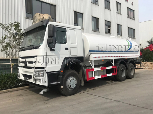 Camion de réservoir d'eau de Sinotruk HOWO EURO2 EURO3 6x4 290hp 15-25 cubique