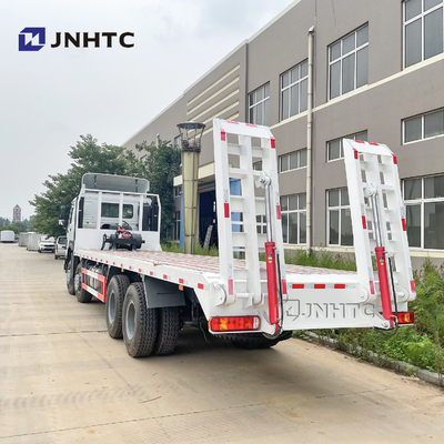 Camion de cargaison de HOWO pour la remorque à plat de transport de machines de construction d'Eacavator