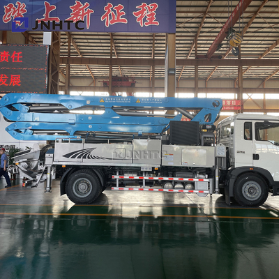 Le camion a monté HOWO 38M Concrete Pump Truck avec l'axe trois