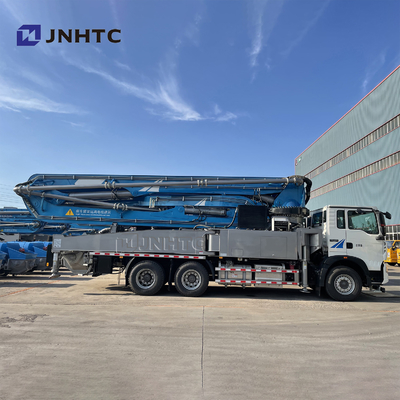 Le camion a monté HOWO 38M Concrete Pump Truck avec l'axe trois