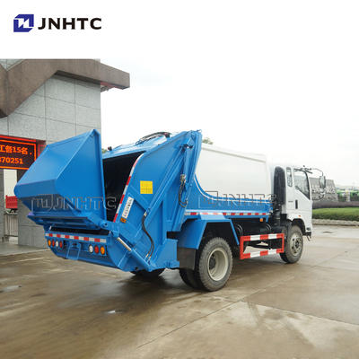 Petit camion de compacteur des déchets 5m3 de HOWO 4x2