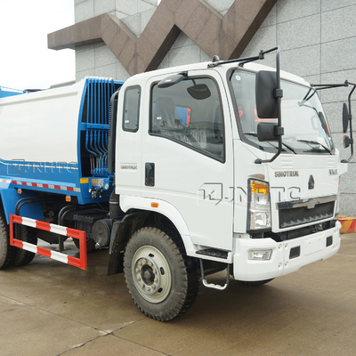 Petit camion de compacteur des déchets 5m3 de HOWO 4x2