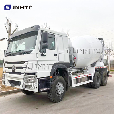 Howo Sinotruk 9 sièges cubiques du camion deux de mélangeur de ciment de 10m3 12CBM