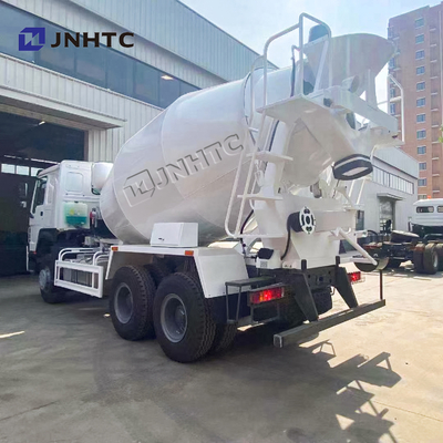 Howo Sinotruk 9 sièges cubiques du camion deux de mélangeur de ciment de 10m3 12CBM