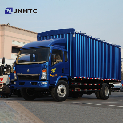 Chariot commercial de faible puissance Van Truck de boîte de cargaison de transport de camions de HOWO 4x2
