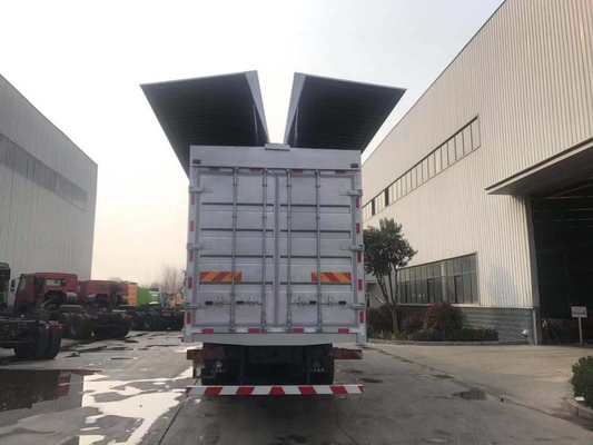 Euro lourd II 10 Wheeler Wing Van de camion de cargaison de SINOTRUK HOWO A7 6X4