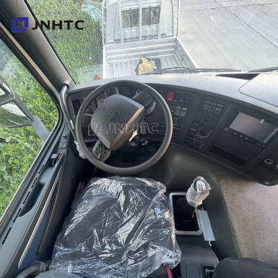 Camion à benne basculante résistant cubique du vert 20 de HOWO 6X4 371 avec le type lumière d'U d'alarme de corps de cargaison