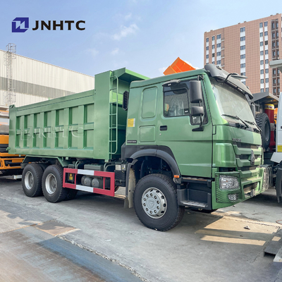 Les roues de HOWO 6x4 10 benne le camion Euro2 de gravier de camion de cargaison de camion
