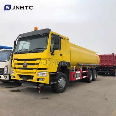 Sino camion-citerne aspirateur de carburant de HOWO 6x4 371hp avec le bateau-citerne 20cbm