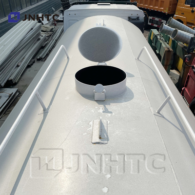 Roues EURO2 6x4 du camion de réservoir d'eau de Sinotruk HOWO 371hp 15000L 10