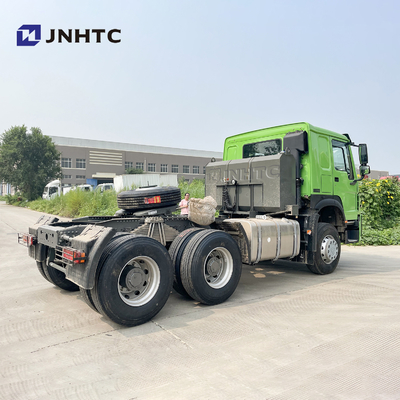 Le camion 6x4 10 de moteur de Sinotruk HOWO Euro2 RHD roule le camion de remorque du tracteur 20T
