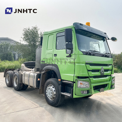 Le camion 6x4 10 de moteur de Sinotruk HOWO Euro2 RHD roule le camion de remorque du tracteur 20T