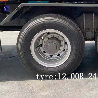 nouveau modèle 371hp de 8x4 12 Wheeler Dump Truck Sinotruk Howo