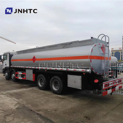 8x4 transporteur de direction gauche et droit de Howo de carburant diesel de réservoir de camion grande capacité