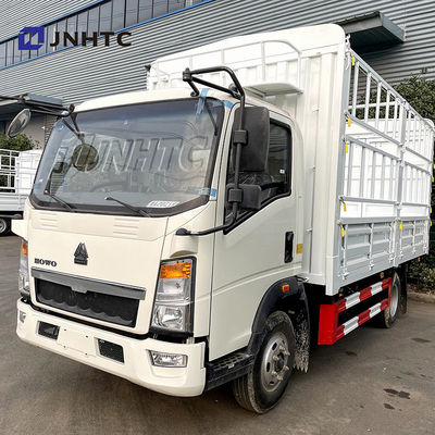 Camion de transporteur de cargaison d'enjeu de lumière de Sinotruk HOWO 4x2