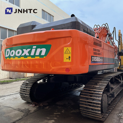 Une nouvelle excavatrice chinoise de 55 tonnes, un moteur japonais Euro4