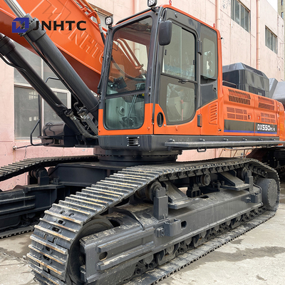 Une nouvelle excavatrice chinoise de 55 tonnes, un moteur japonais Euro4
