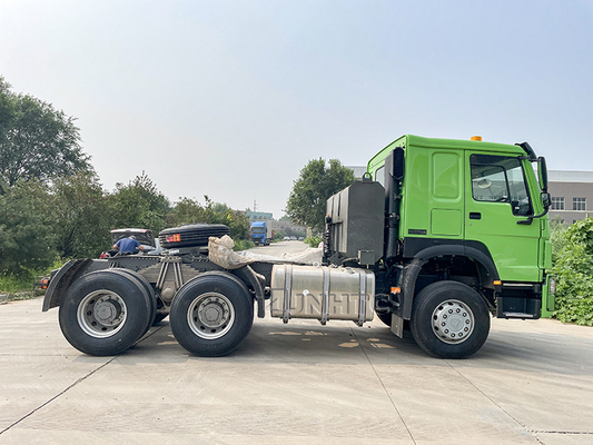 Camion de tracteur de roue des puissances en chevaux 10 de Sinotruk Howo 371 tête de tracteur de 50 tonnes