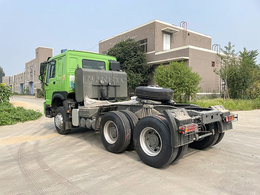 camion de tracteur de roue de 420hp Euro2 LHD Sinotruk Howo 10 50 tonnes