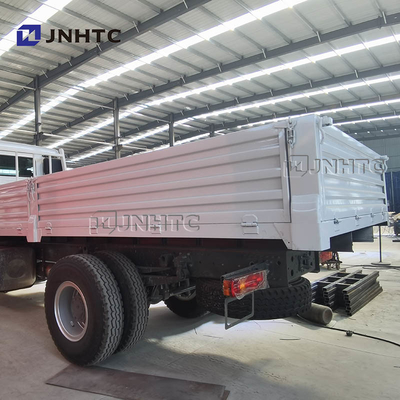 Sinotruk Howo 266HP 290HP 4*2 6 Wheeler Fence Cargo Truck 18 pieds