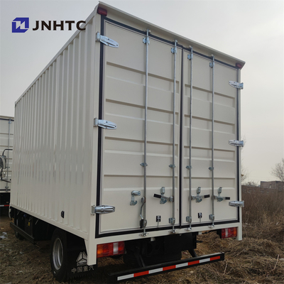 Camion Van Cargo Truck de boîte de SINOTRUK HOWO LHD 6 tonnes de 116hp