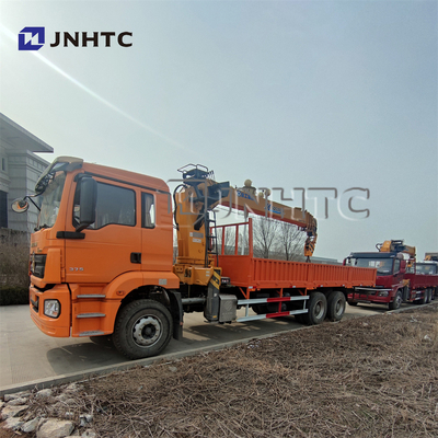 Le camion a monté la grue télescopique de boom 4 tonnes 8 tonnes 10 tonnes