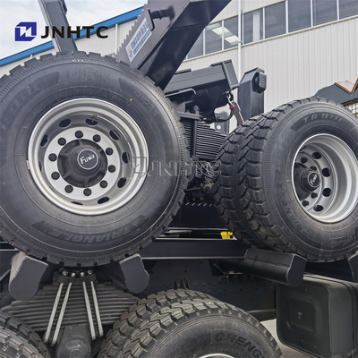 Rondin en bois portant le type de gazole de camion du moteur 6x4