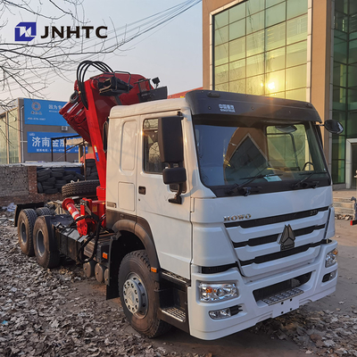 roues de 371hp 8 Ton Telescopic Crane Truck Sinotruk HOWO 6x4 40t 10