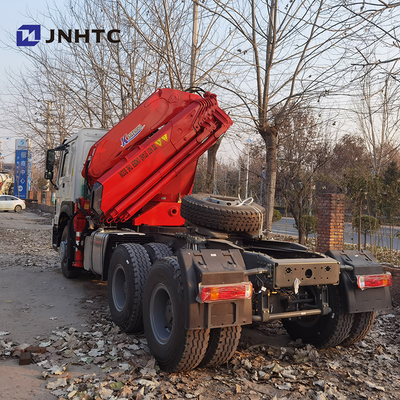 roues de 371hp 8 Ton Telescopic Crane Truck Sinotruk HOWO 6x4 40t 10