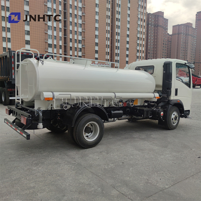 La conduite à droite du camion 4x2 de l'eau internationale de Sinotruk Howo