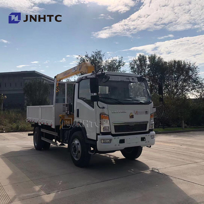 Le camion de cargaison de plat plat a monté Crane Sinotruk HOWO 4x4 toute la commande de roue