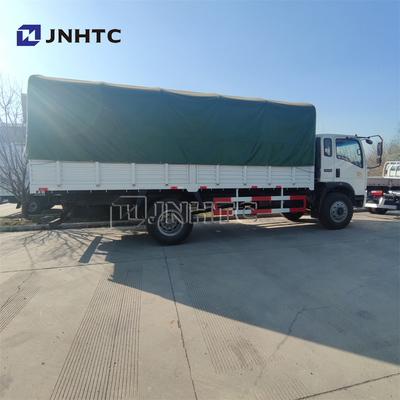 Soldat militaire Transport With Seats du camion 4X4 6X6 8X8 de SINOTRUK HOWO
