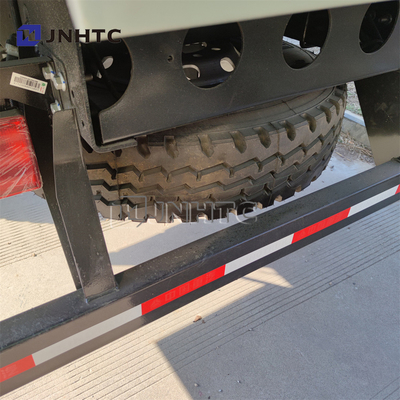 Soldat militaire Transport With Seats du camion 4X4 6X6 8X8 de SINOTRUK HOWO